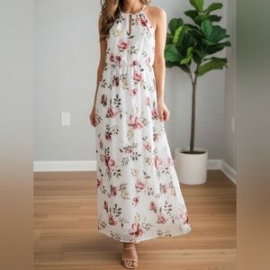 Torrid White and Pink Floral Maxi Dress Size 0
